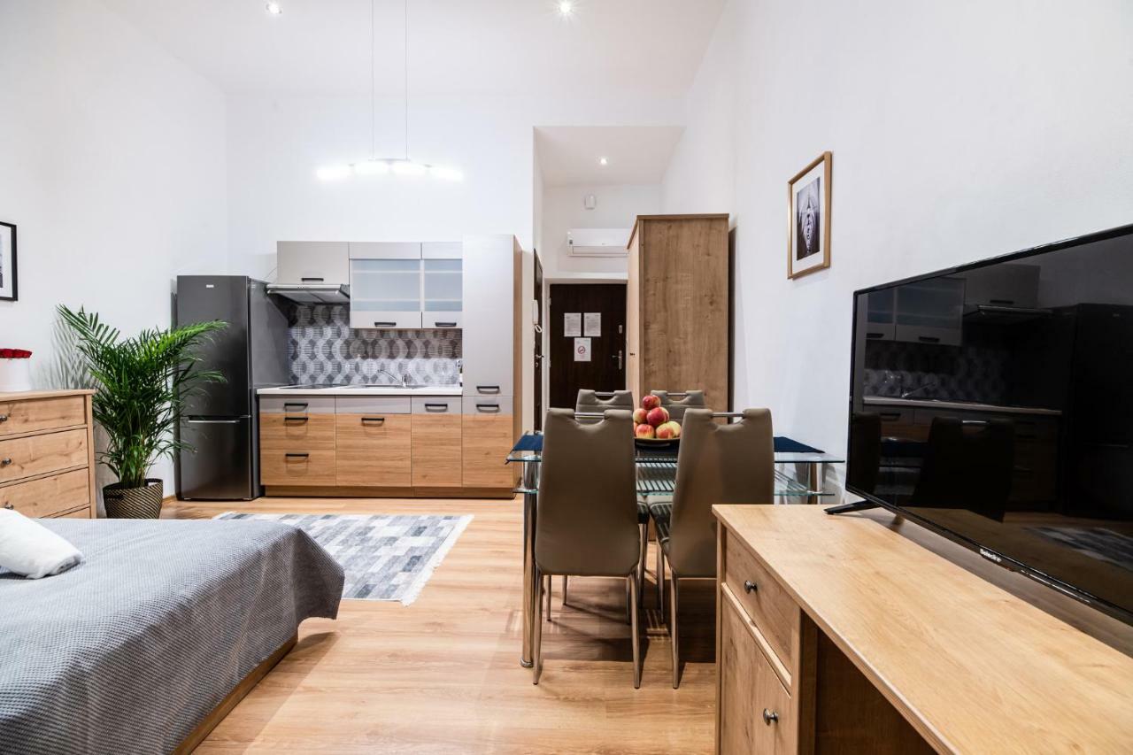 Апарт-готель Dietla 32 - Ideal Location In The Heart Of Krakow, Between Main Square And Kazimierz District