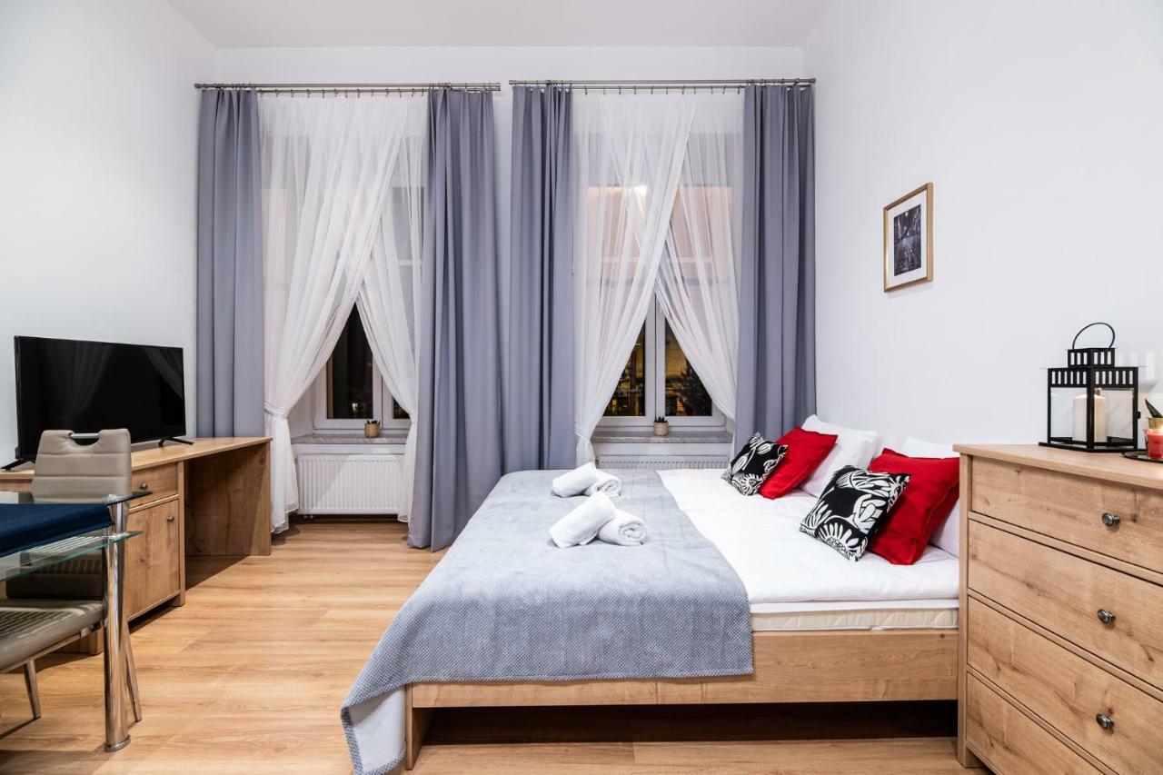 Апарт-готель Dietla 32 - Ideal Location In The Heart Of Krakow, Between Main Square And Kazimierz District Краків